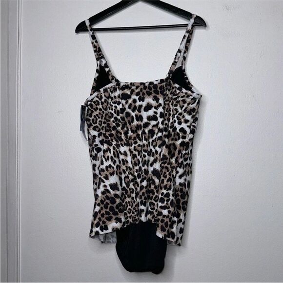 SWIM SOLUTIONS Plus Size Knotted Flyaway Fauxkini One-Piece Swimsuit Size 20W - Picture 5 of 12